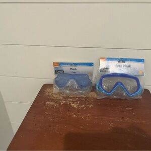 Swim Mask ad Deluxe Swim Mask